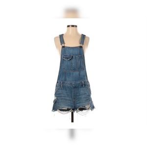 American eagle overall shorts
